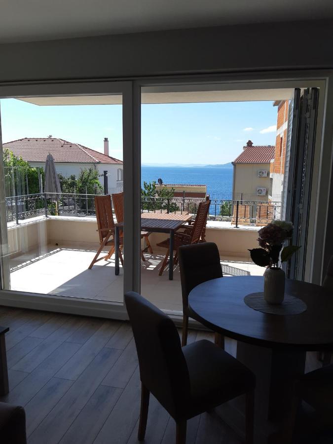 Apartment Lizzi. Traù Esterno foto